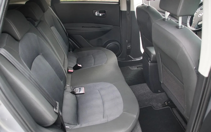 Nissan Qashqai cena 32900 przebieg: 215992, rok produkcji 2010 z Zabłudów małe 529